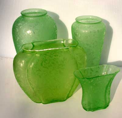 Consolidated #2200 Florentine Vases w/ "Plume" Etch