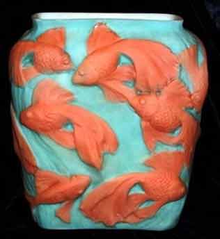 Consolidated #02753 Martele Tropical Fish Vase