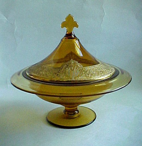 Co-Operative Flint # 519 Candy w/ Lotus # 890 Gold Decoration