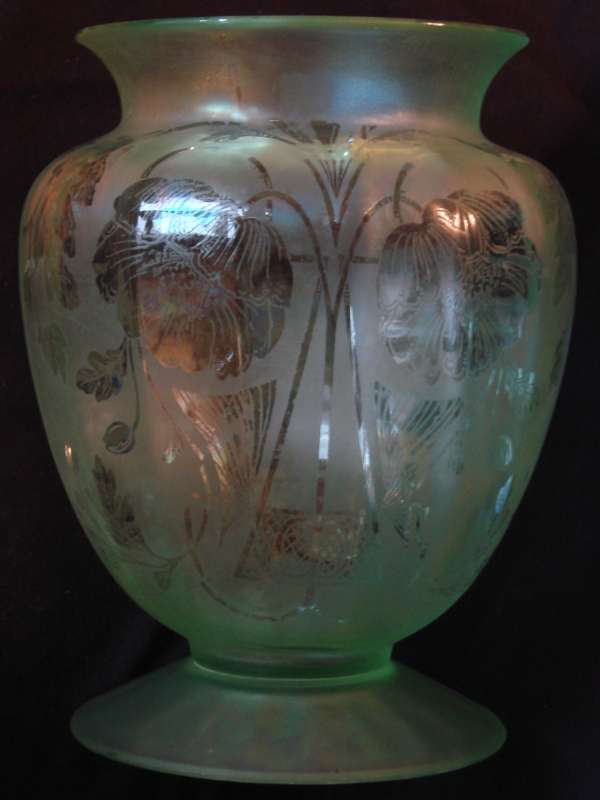 Dunbar #6255 Vase w/ Satin Finish & Brocatelle Etch