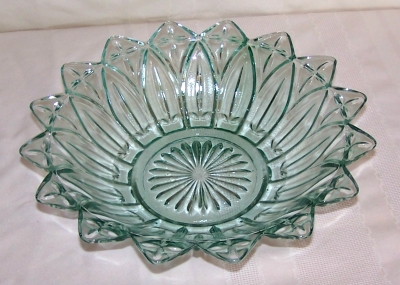 Federal Petal Bowl