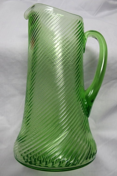 Federal Corded Optic Pitcher