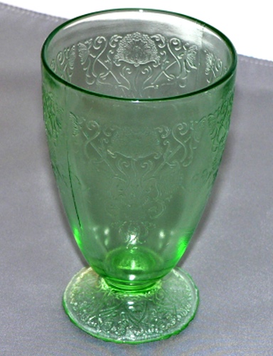 Hazel-Atlas Florentine #1 (Poppy #1) Footed Tumbler