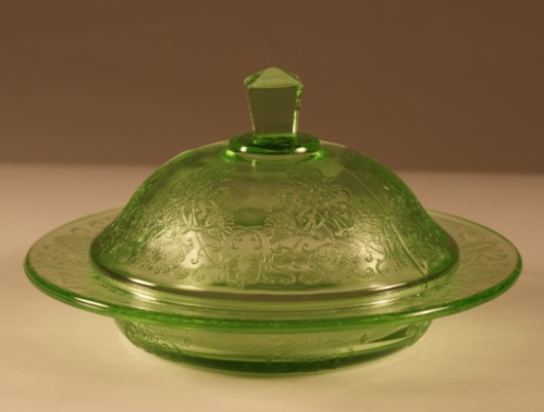 Hazel-Atlas Florentine #2 (Poppy #2) Butter Dish