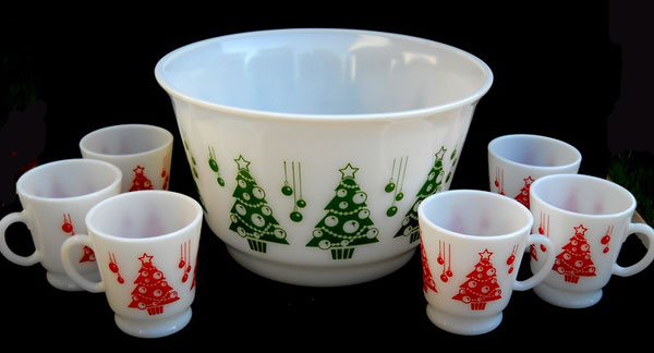 Hazel-Atlas Christmas Tree Punch Bowl