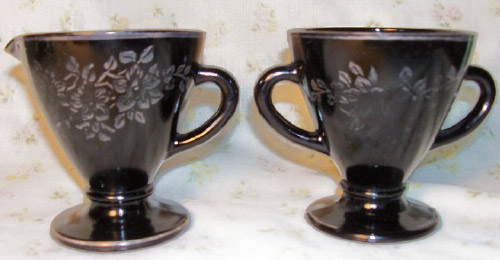 Hazel-Atlas Ovide Cream and Sugar