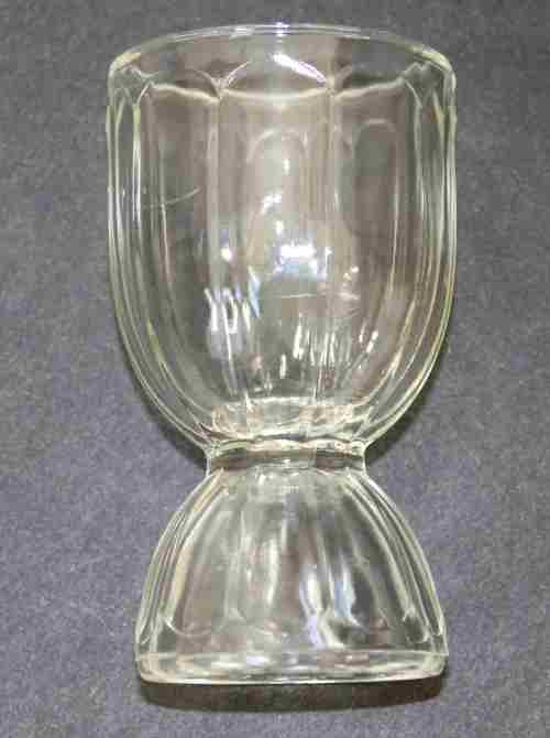 Jeannette Colonial Egg Cup