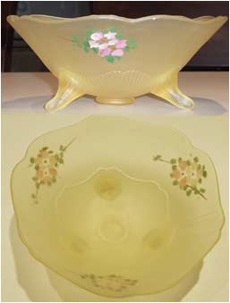 Lancaster # 868 Bowl w/ Decoration #108