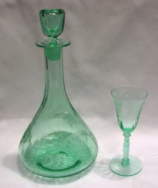 Maryland Glass Co. Decanter w/ Basket Etch