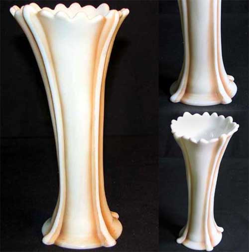Northwood Four Pillars Swing Vase
