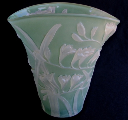 Phoenix Freesia Vase