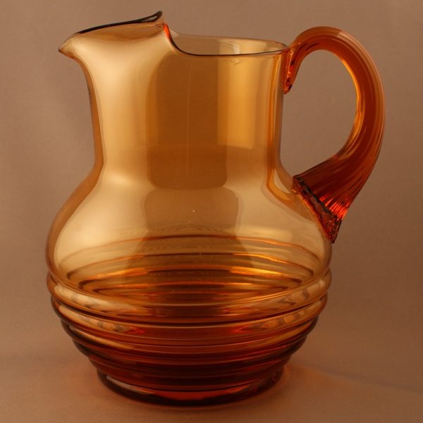 Seneca # 101 Streamline Ringed Pitcher w/ Reeded Handle