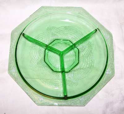 L. E. Smith #  100 "Romanesque" Three-Part Bowl