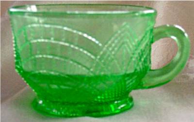 L. E. Smith #  100 "Romanesque" Cup