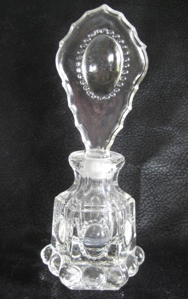L. E. Smith #  455 Beaded Medallion Perfume