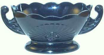 L. E. Smith #  870 Two Handled Bowl