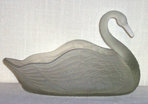 L. E. Smith Swan Console Bowl
