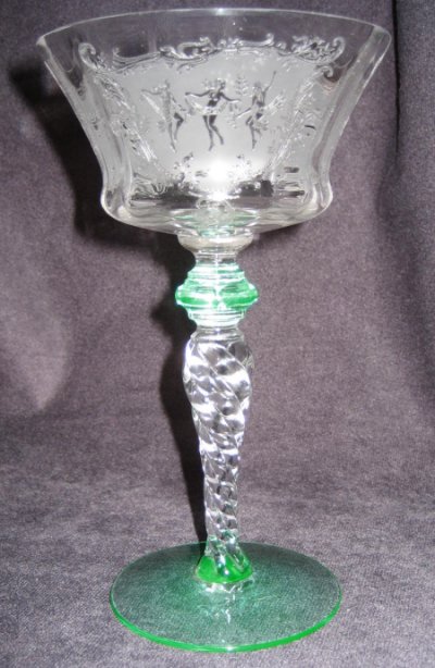 Tiffin #   22 Optic Champagne