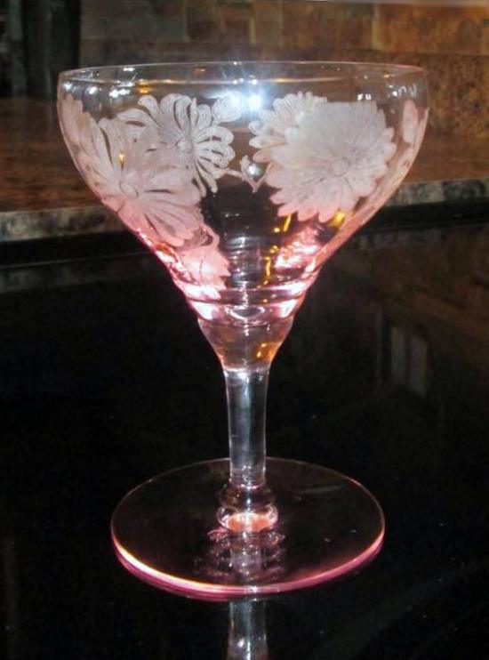 Tiffin # 2809 Champagne w/ Lois Etch