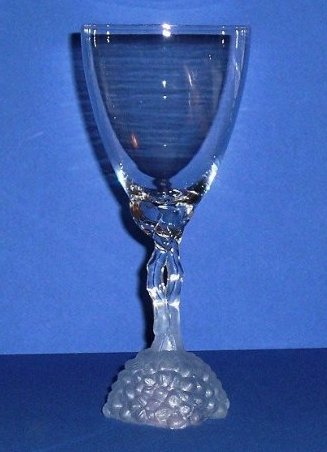 Heisey #7009 Hydrangea Wine