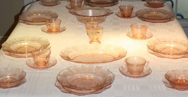 Macbeth-Evans American Sweetheart Table Setting