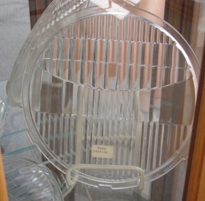 L. E. Smith Lens