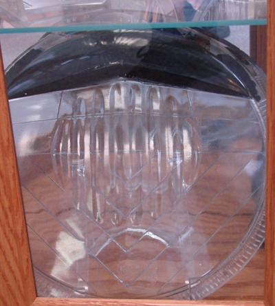 L. E. Smith Lens