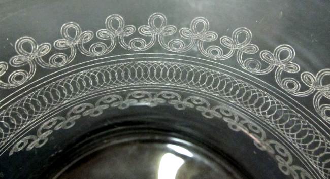 Heisey #  33 Tatting Needle Etch
