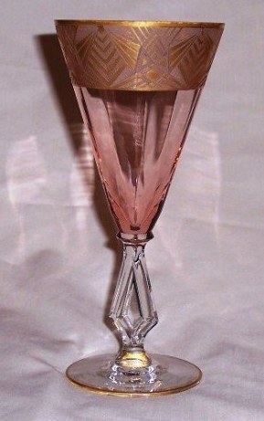 Morgantown # 7640 Art Moderne Stem w/ #768 Le Mons Etch