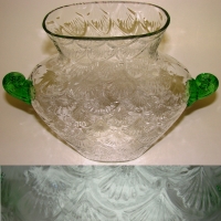 Pukeberg Fan Vase