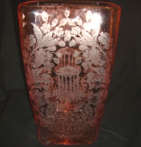 Paden City Utopia Etch on #411 Mrs. B Vase
