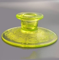 Cambridge # 227 1/2 Candleholder w/ #704 Etch