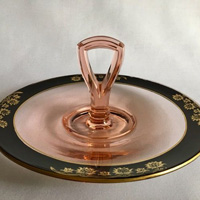 New Martinsville Center Handle Server w/ Unknown Clover Decoration