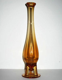 New Martinsville #  37  "Moondrops" or Georgian  Rocket Vase