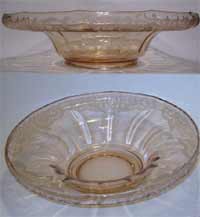 New Martinsville #  34 Addie Cupped Bowl