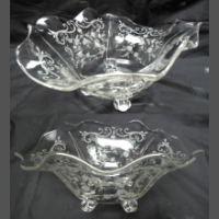Cambridge #3400/ 160 Oblong Fancy Edge Bowl w/ Chantilly Etch