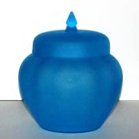 Cambridge # 507 Temple Jar w/ Cover
