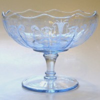 Cambridge # 612 Footed Almond w/ Cleo Etch