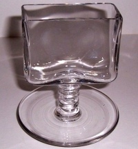 Cambridge # 752 Cigarette Holder