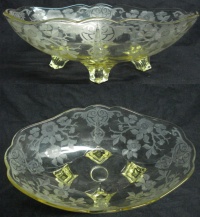 Cambridge #3400/1240 Refectory Bowl w/ Apple Blossom Etch