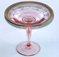 Cambridge # 532  Dianthus Compote w/ #701 Etch