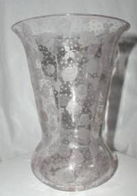 Cambridge # 782 Vase