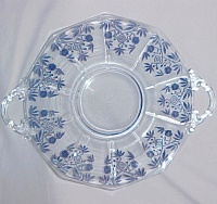 Cambridge # 972 Handled Decagon Plate w/ # 731 Etch