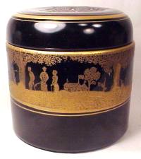 Cambridge # 882 Humidor w/ Gold-Encrusted Golf Scene Etch
