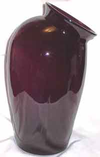Cambridge #3499/ 132 Vase