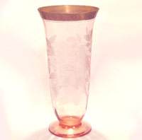 Cambridge # 279 Vase w/ #717 Etch