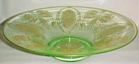 Cambridge # 674 Bowl w/#732 Majestic &  #703 Florentine Etch