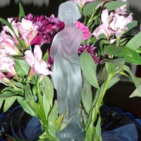 Cambridge # 513 Draped Lady Flower Arranger