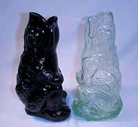 Cambridge Frog Vase