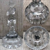 Cambridge # 518 Draped Lady Flower Holder w/ Ribbed Base
